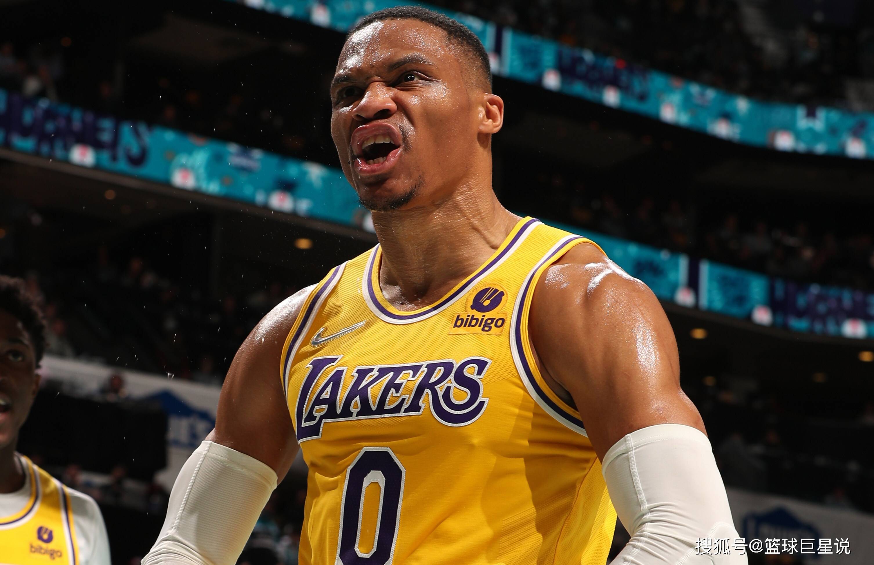 意媒：国米计划圣诞节前约见恰20经纪人，可能谈降薪续约一年（意媒：国米拟于圣诞前与恰尔汗奥卢经纪人会面，或商议降薪续约一年）