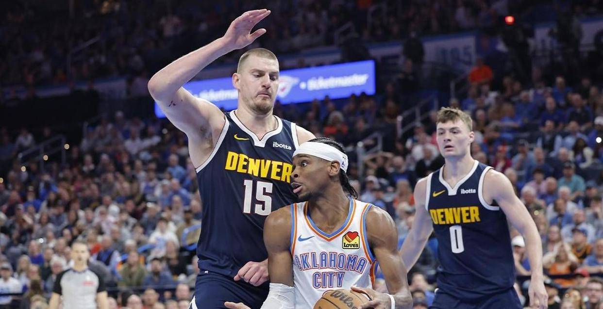 安东尼：孔帕尼夏窗曾给我打电话，但我已与贝蒂斯达成协议（安东尼透露：夏窗曾接孔帕尼来电，但已先与贝蒂斯谈妥）