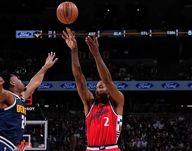 中超联赛总结：积分榜前三分析,（中超赛季盘点：积分榜前三深度解析）