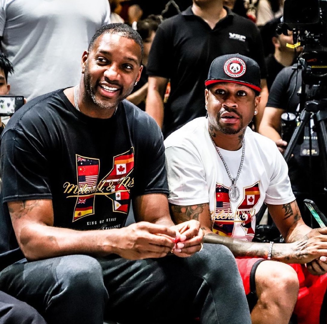 美名记：快船辞退保罗方式不妥且不体面，他们很难让人同情（美媒：快船解雇保罗方式失当又失礼，外界难以同情）