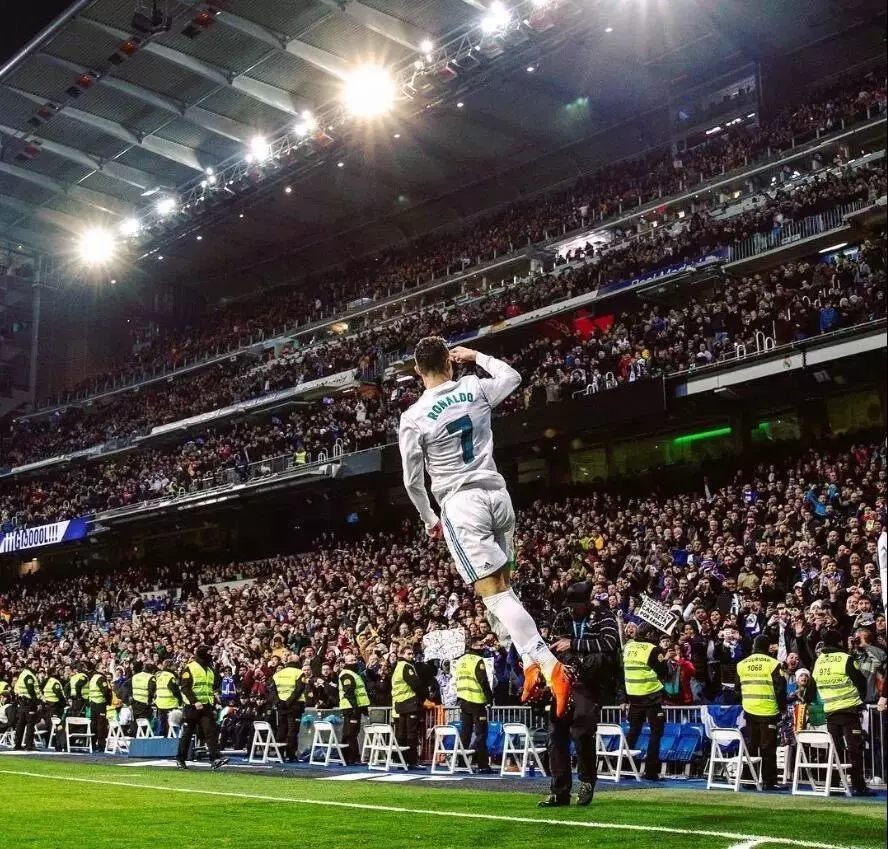 4-1！曼城无解，决战黑马，11年全胜，哈兰德冲金球，CCTV5+直播（曼城4-1再显统治力，将与黑马决战；11年保持全胜，哈兰德剑指金球，CCTV5+现场直播）