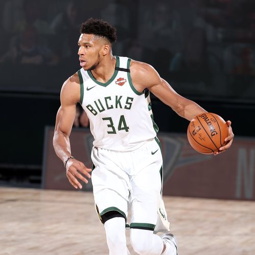 状态爆棚！布朗怒砍赛季新高42分，赛季第三次40+（火力全开！布朗42分创赛季新高，单季第三次40+）