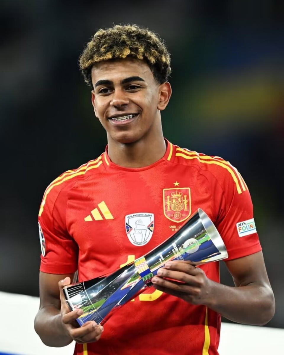 一人一城，韩国前国脚崔喆淳退役，曾代表全北出场超500次（全北功勋、韩国前国脚崔喆淳宣布退役：为俱乐部出场500余场）