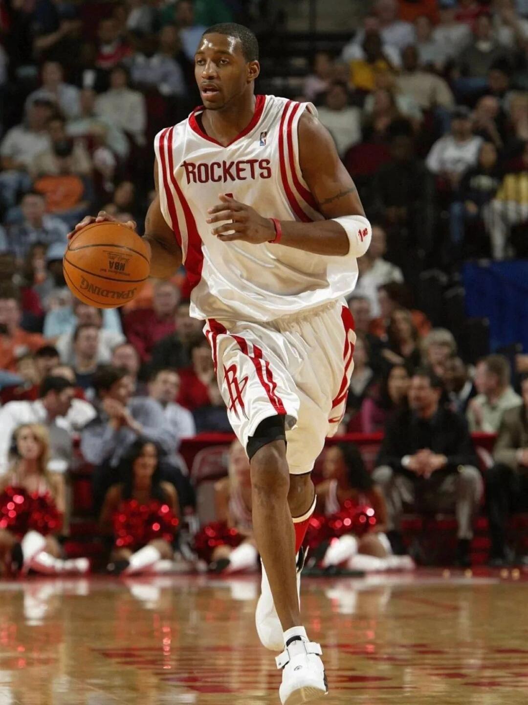 关键第四节表现决定比赛走势（第四节关键发挥左右比赛走势）