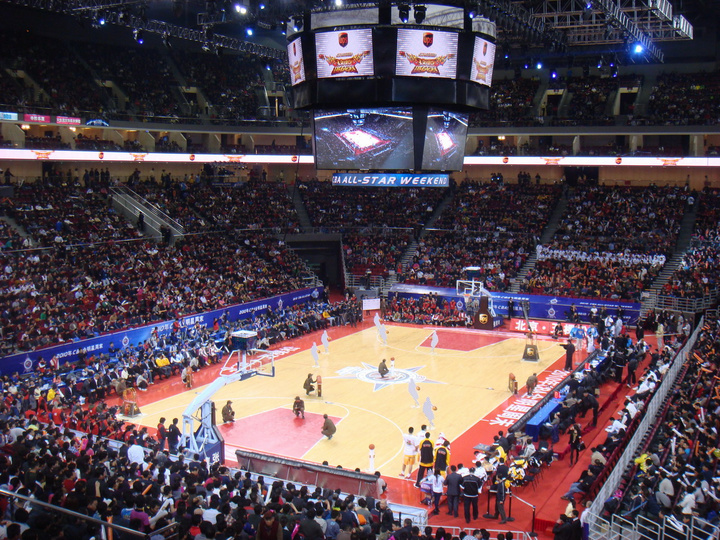 利物浦双星身价暴跌2000万欧！克洛普遗留下的阵容隐患爆发（利物浦两将身价缩水2000万欧，克洛普遗留阵容短板集中暴露）