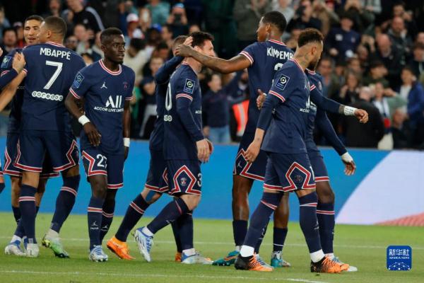 图赫尔：世界杯期间替补球员或待在更衣室，我们有勇气去争冠（图赫尔：世界杯阶段替补或留在更衣室，我们敢于向冠军发起冲击）