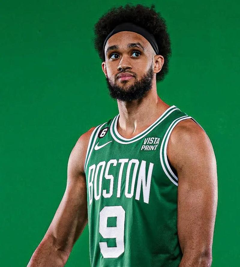 科贝：在阿劳霍遭遇心理问题后，孔德告诉弗里克他愿意踢中卫（科贝：阿劳霍出现心理困扰后，孔德已向弗里克表态愿出任中卫）