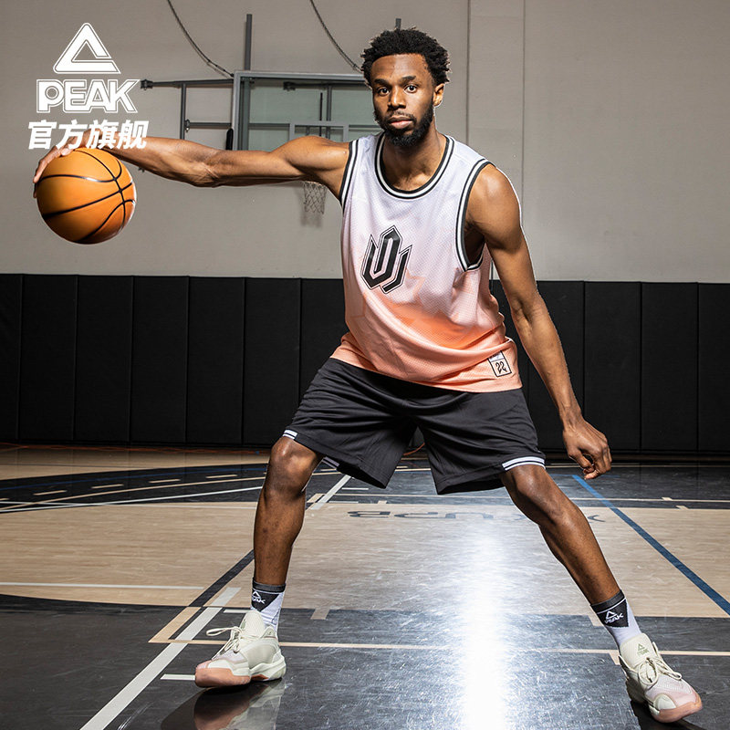 米体：米兰德比的门票收入预计超800万欧，创下新纪录（米体：米兰德比门票收入有望突破800万欧元，创历史新高）