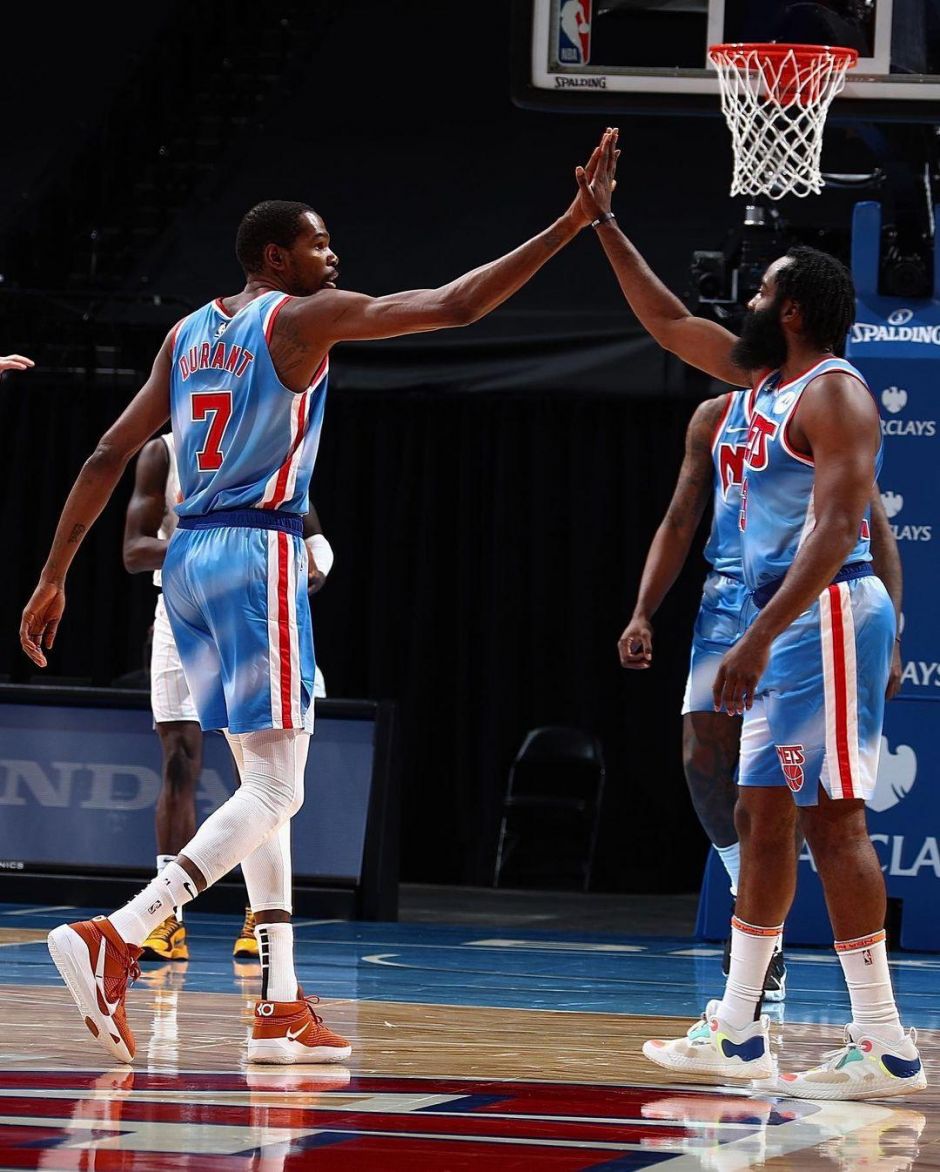 冯伯元谈离开河南：不想每场就上5分钟，那我踢球有什么意思（冯伯元谈离开河南队：不想每场只踢5分钟，踢球还有何意义）